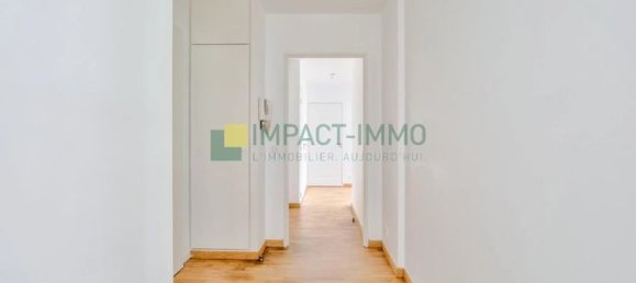 2 bedrooms Apartment in Clichy, France No. 304678 10