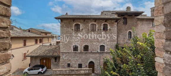 4 bedrooms House in Assisi, Italy No. 380588 31