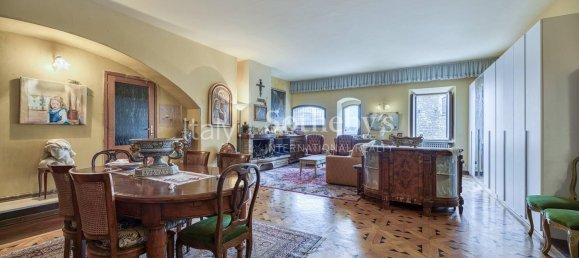 4 bedrooms House in Assisi, Italy No. 380588 17