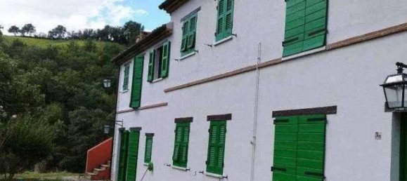 4 rooms Apartment in Montefelcino, Italy No. 325785 9