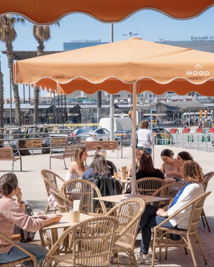 Gebäude in Ciutat Vella, Spain 296m², Nr. 291755