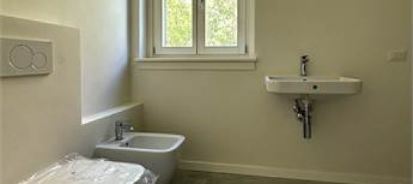 1 bedroom Apartment in San Giacomo Filippo, Italy No. 377704 29