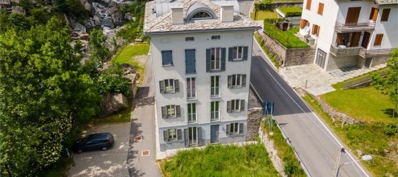 1 bedroom Apartment in San Giacomo Filippo, Italy No. 377704 5