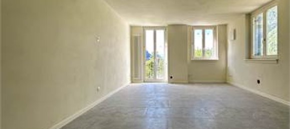 1 bedroom Apartment in San Giacomo Filippo, Italy No. 377704 14