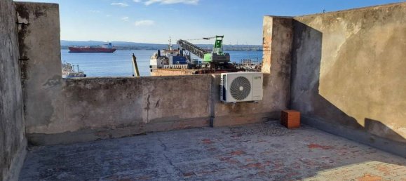 4 Schlafzimmer Wohnung in Augusta, Italy, Nr. 68366 2