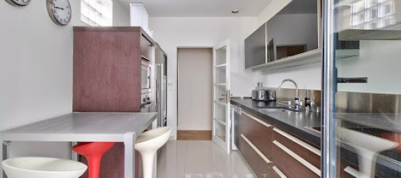 Apartamento de 3 dormitorios en Rueil-Malmaison, France No. 175939 7