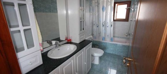 Вилла с 4 спальнями в Героскипу, Кипр № 68678 10