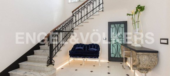 Вилла с 6 спальнями в Стреза, Италия № 127207 2