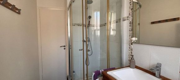 2 chambres Appartement à Enghien-les-Bains, France No. 359175 9