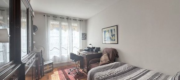 2 chambres Appartement à Enghien-les-Bains, France No. 359175 7