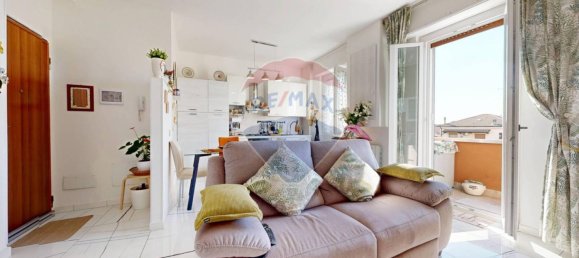 Apartamento de 1 dormitorio en Limbiate, Italy No. 126357 3