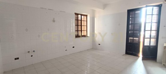 9 rooms House in Messina, Italy No. 13112 20