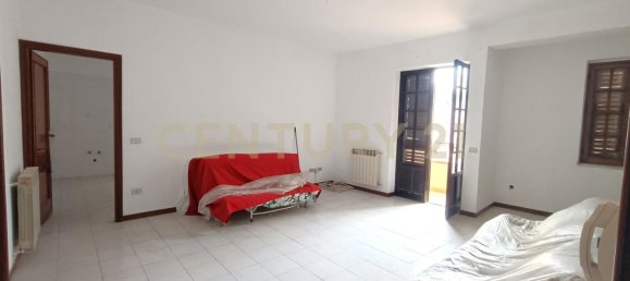 9 rooms House in Messina, Italy No. 13112 8