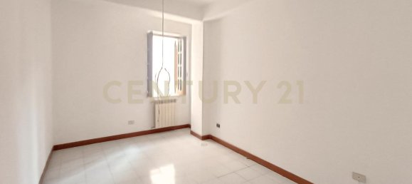 9 rooms House in Messina, Italy No. 13112 27