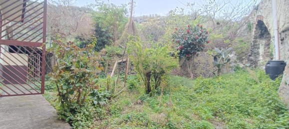 9 rooms House in Messina, Italy No. 13112 38