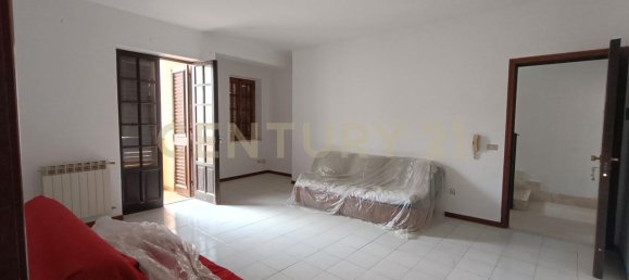 9 rooms House in Messina, Italy No. 13112 9