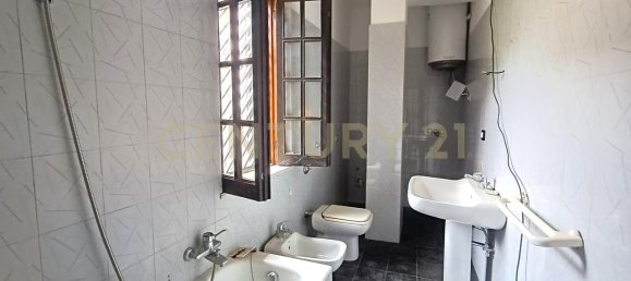 9 rooms House in Messina, Italy No. 13112 30