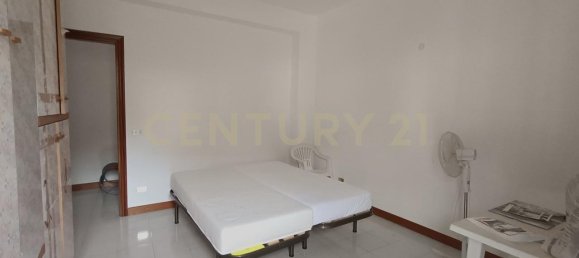 9 rooms House in Messina, Italy No. 13112 46