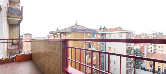 2 rooms Apartment in Sesto San Giovanni, Italy No. 42251 12