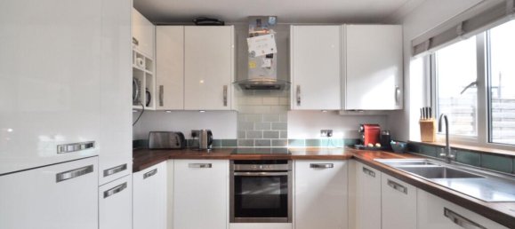 3 غرف نوم منزل في Bromley, United Kingdom رقم 13436 7