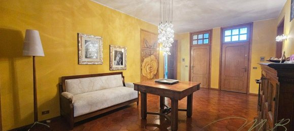 6 rooms Apartment in Fornovo di Taro, Italy No. 162780 4