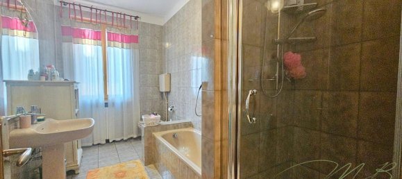 6 rooms Apartment in Fornovo di Taro, Italy No. 162780 8