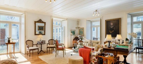 3 bedrooms Duplex in Lisbon, Portugal No. 128571 2