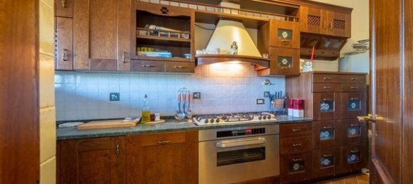 8-Zimmer Villa in Sutri, Italy, Nr. 146455 3