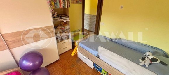 6 rooms House in Pordenone, Italy No. 33020 24