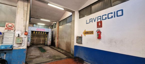 1800m² Commercial property in Bologna, Italy No. 372455 9