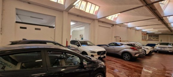1800m² Commercial property in Bologna, Italy No. 372455 15