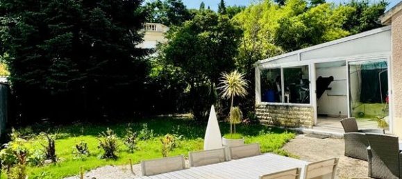 4 bedrooms House in Montmorency, France No. 181050 2