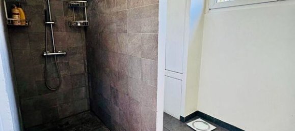 4 bedrooms House in Montmorency, France No. 181050 8