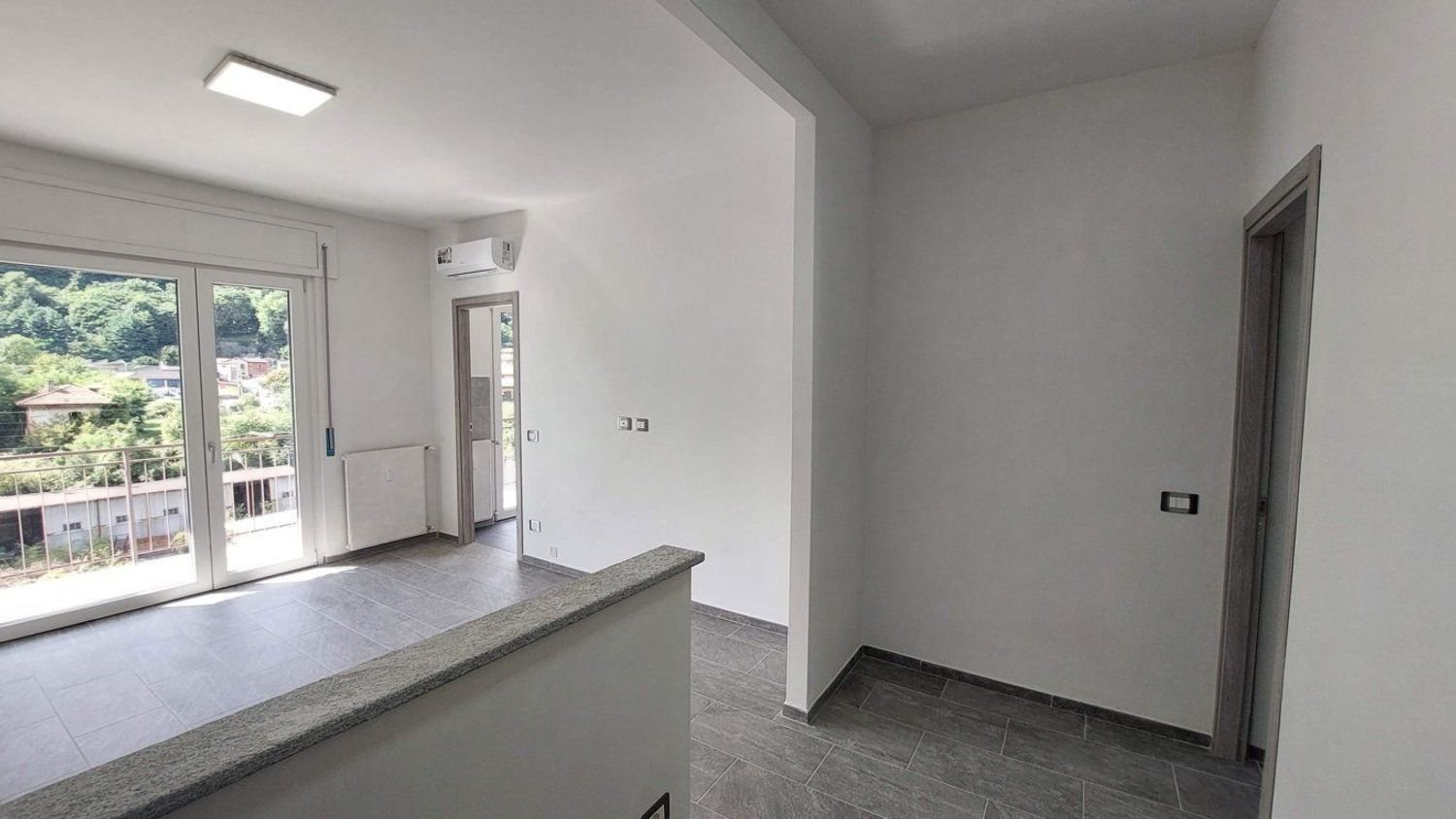 3 bedrooms Apartment in Omegna, Italy No. 334255