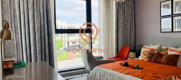 4 bedrooms Townhouse in Dubai, UAE No. 24524 3