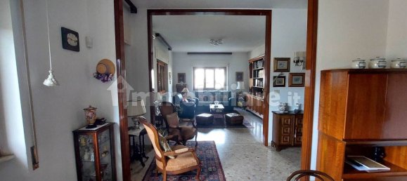 Apartamento T4 em Pistoia, Italy N.º 221571 25