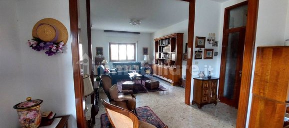 Apartamento T4 em Pistoia, Italy N.º 221571 24
