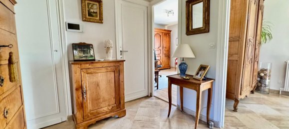 5 bedrooms House in Seine-Maritime, France No. 307010 3