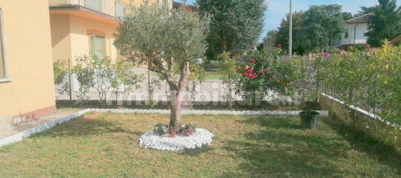 2 Schlafzimmer Villa in Ostellato, Italy, Nr. 374206 14