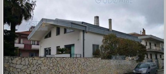 Villa T7 em Santeramo in Colle, Italy N.º 327831 23