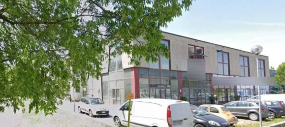 4 rooms Office in Reggio Emilia, Italy No. 282109 6