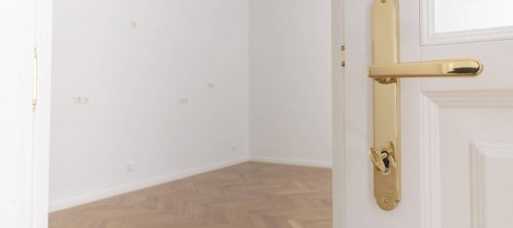 5 rooms Apartment in Alsergrund, Austria No. 156167 5