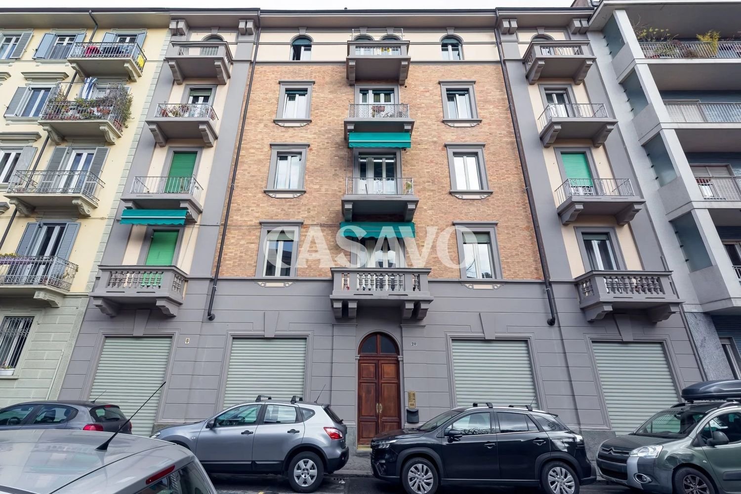 4 rooms Apartment in Turin, Italy No. 175355