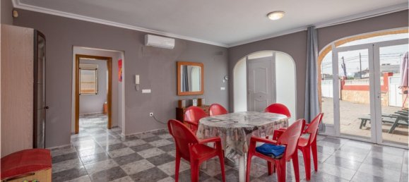 3 bedrooms Villa in Gandia, Spain No. 15095 2