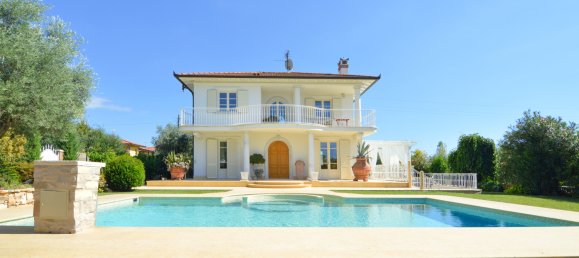 6 غرف نوم فيلا في Forte dei Marmi, Italy رقم 35771 13