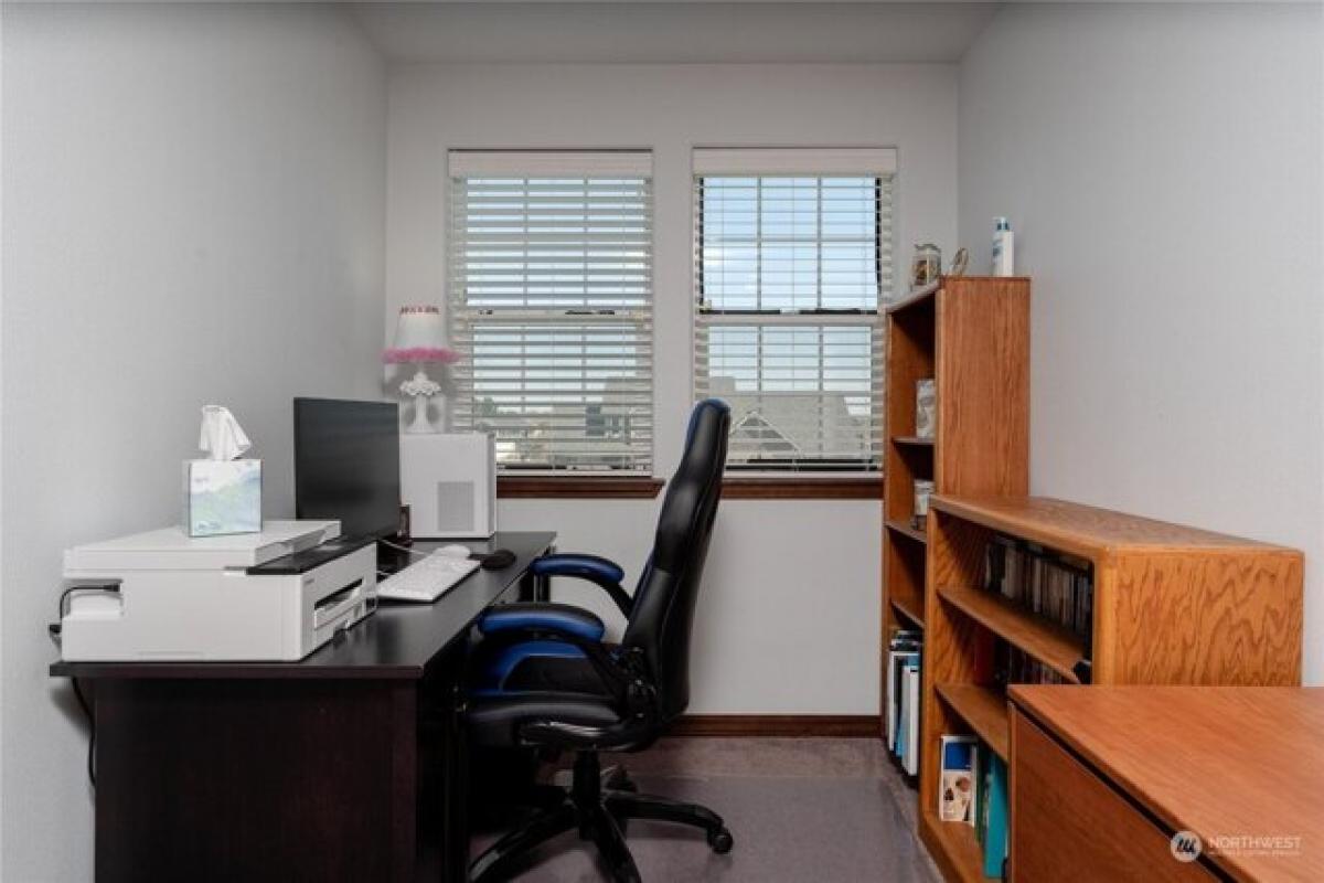 6 bedrooms House in Moses Lake, USA No. 400040