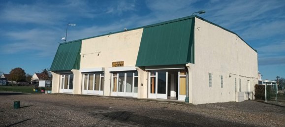 4 bedrooms Building in Bresles, France No. 52044 18