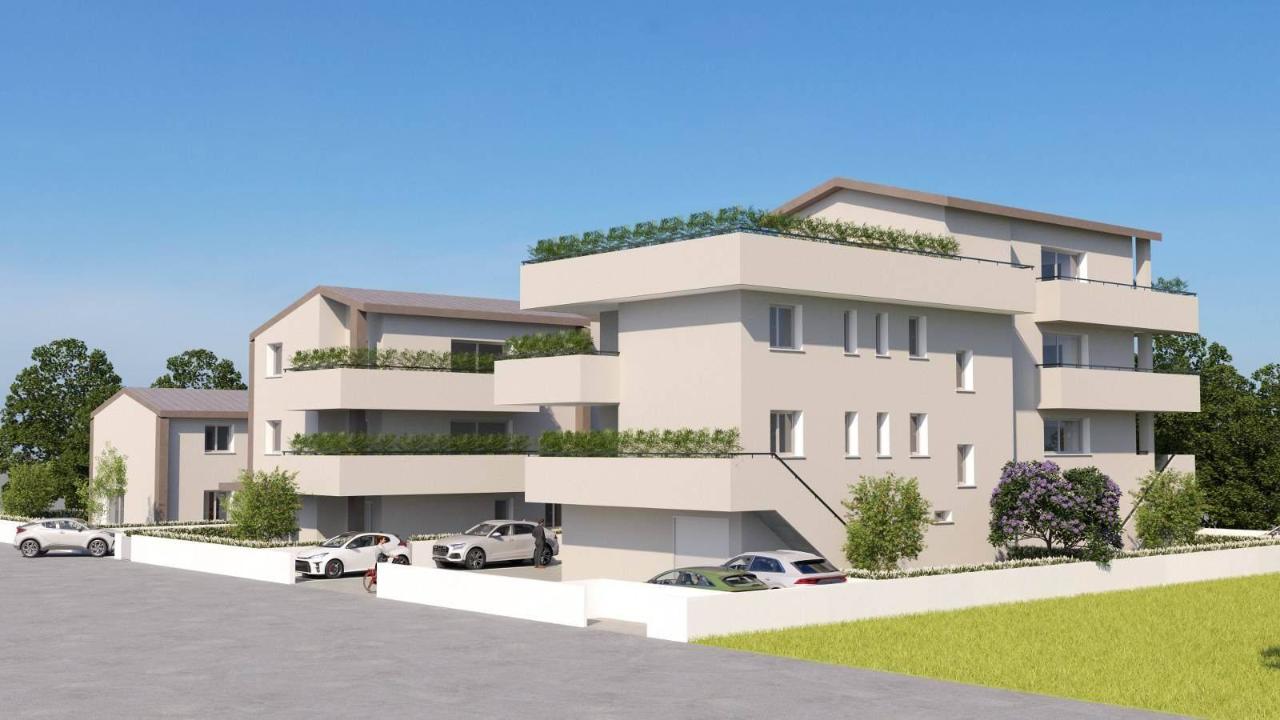 5غرفة شقة في San Donà di Piave, Italy رقم 33302