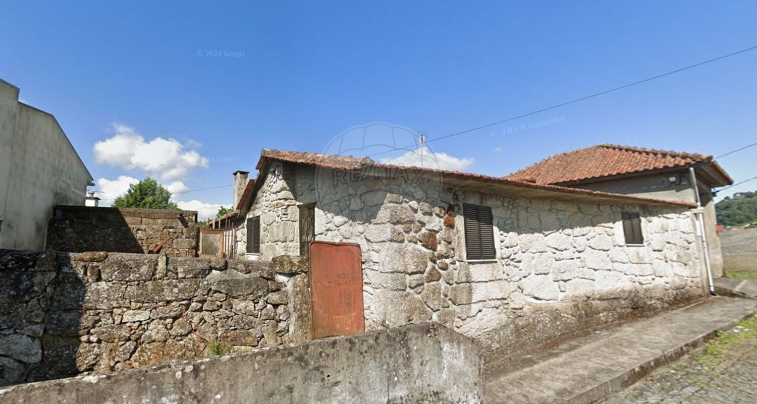 3 bedrooms House in Lanhoso, Portugal No. 178426