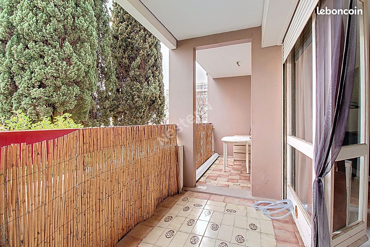 Estúdio em Vitrolles, France N.º 192308